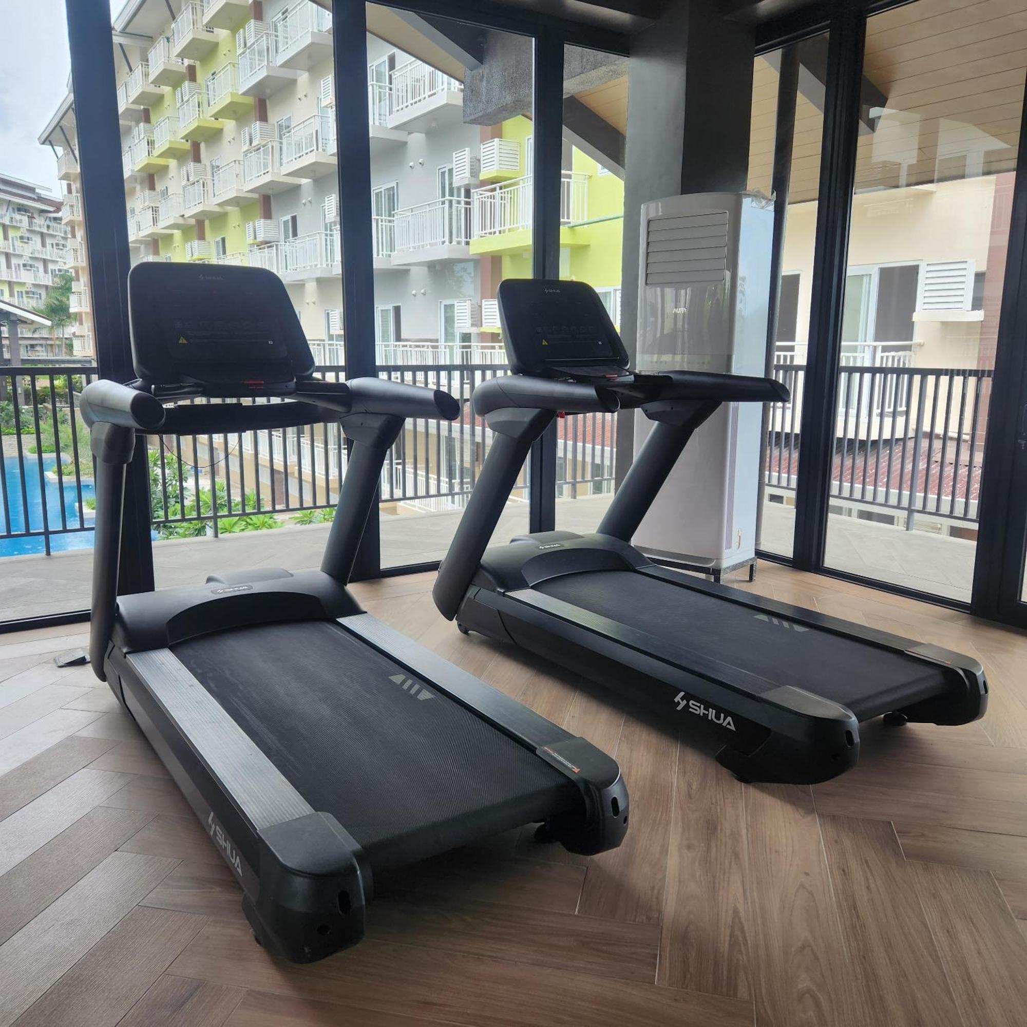 Condo Azur Suites A326 Amani Resorts Residences , 5 Minutes Airport, Netflix, Stylish, Cozy With Luxurious Swimming Pool Lapu-Lapu City Exteriör bild